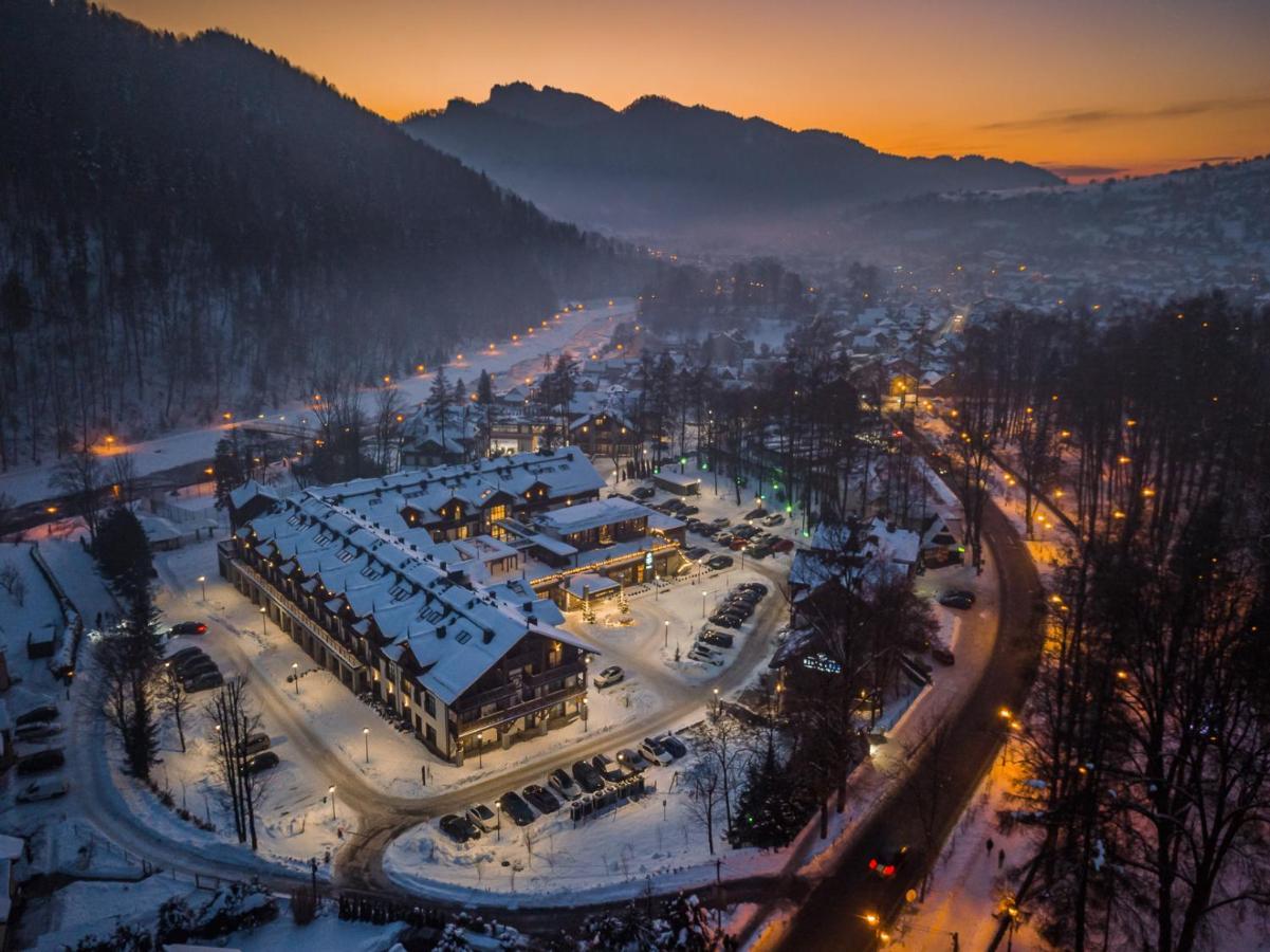 Szczawnica Park Resort & Spa Buitenkant foto Aerial view of the town