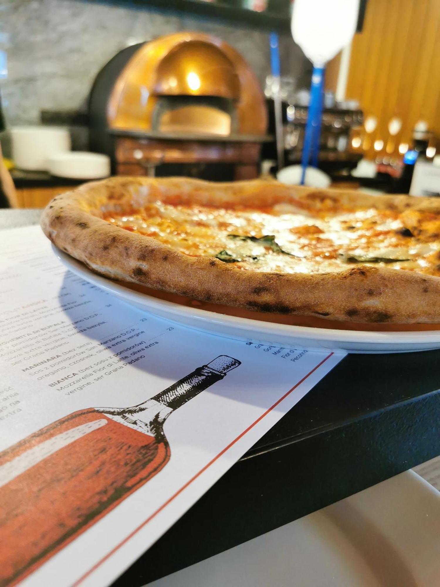 Szczawnica Park Resort & Spa Buitenkant foto Pizza at the restaurant